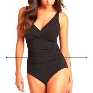 Sealevel Essentials Cross Front Multifit One Piece Black 6 NWOT